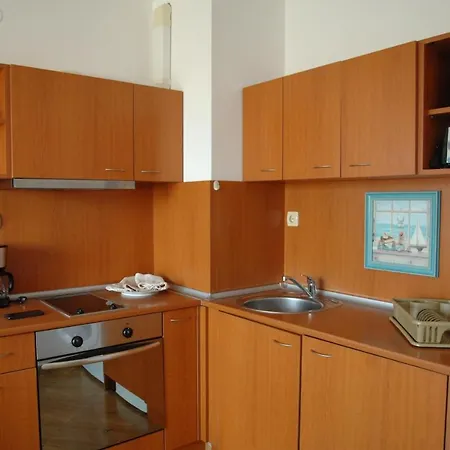 комплекс голдън дриймс Апартхотел Слънчев бряг