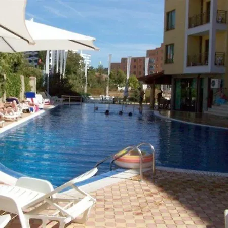 Апартхотел комплекс голдън дриймс