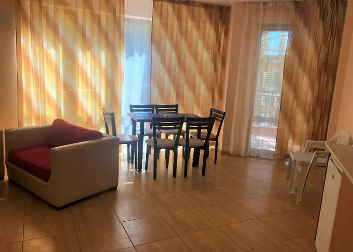 Complex Golden Dreams 3*