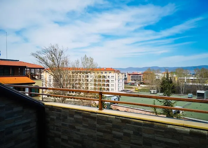 Aparthotel Complex Golden Dreams 3*