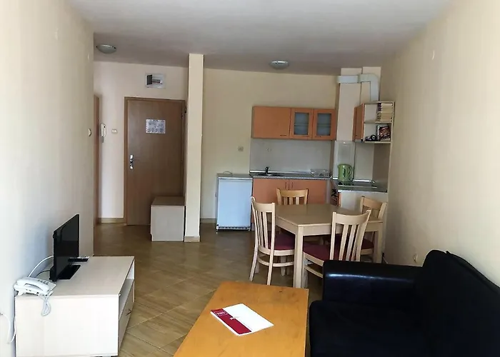 Complex Golden Dreams Lejlighedshotel 3*