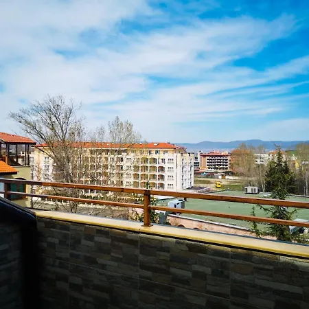 Апарт-отель Complex Golden Dreams 3*