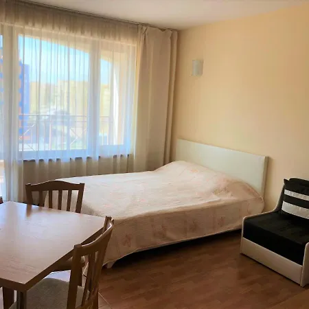 Апарт-отель Complex Golden Dreams