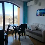 Complex Golden Dreams Lägenhetshotell