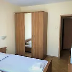 Complex Golden Dreams Lägenhetshotell